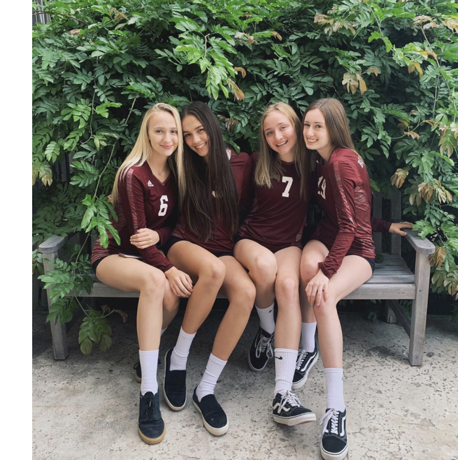 Varsity volleyball stars pictured above. Annecy Crocket (‘22), Jessie Stafford (‘21), Luna Kostic (‘21), and Sophia Forsyth (‘21) killed it on the court last Friday.
