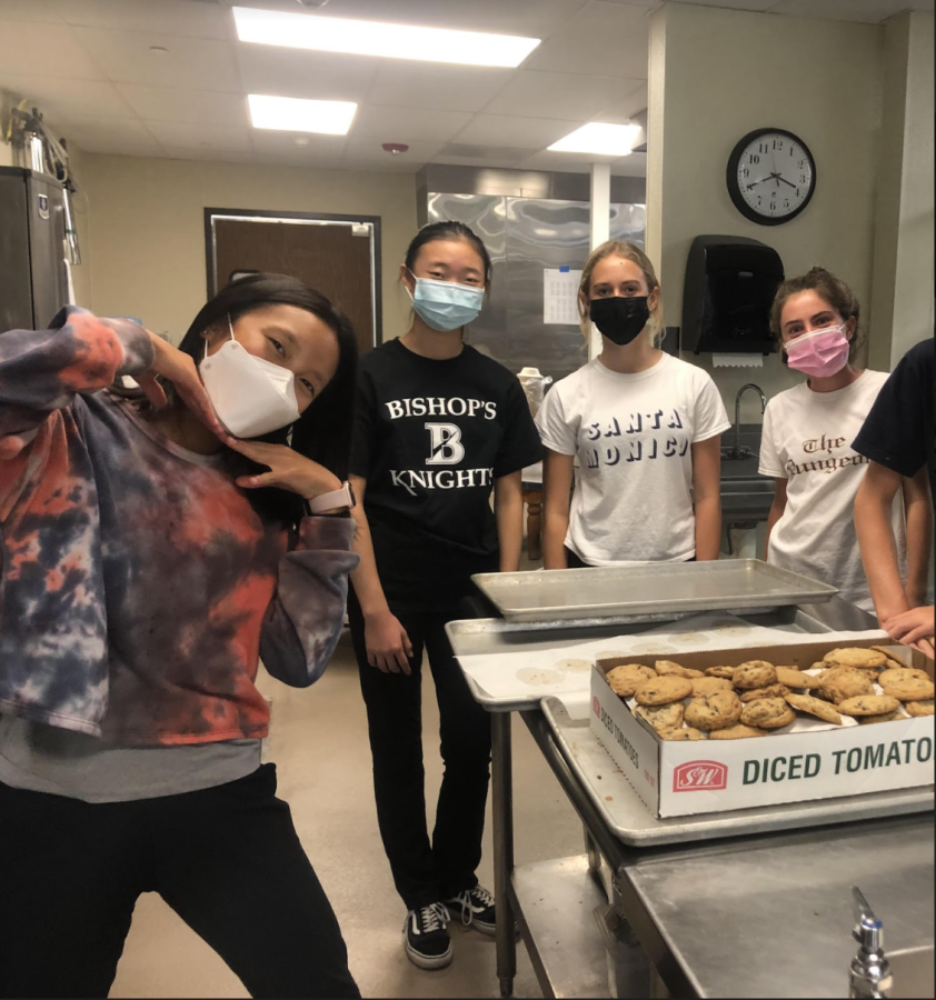 Bishop's student group CSI prepare and serve dinners for the homlesss community in Pasific Beach, servise groups like CSI help serve the homlesss comunity nationwide to help combat hunger