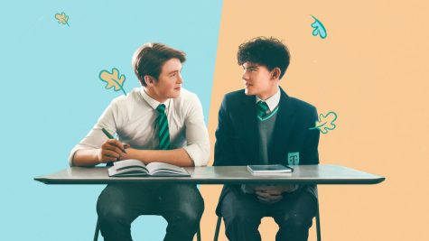 The protagonist Charlie Spring (Joe Locke) on the right falls in love with Nick Nelson (Kit Connor) in Heartstopper