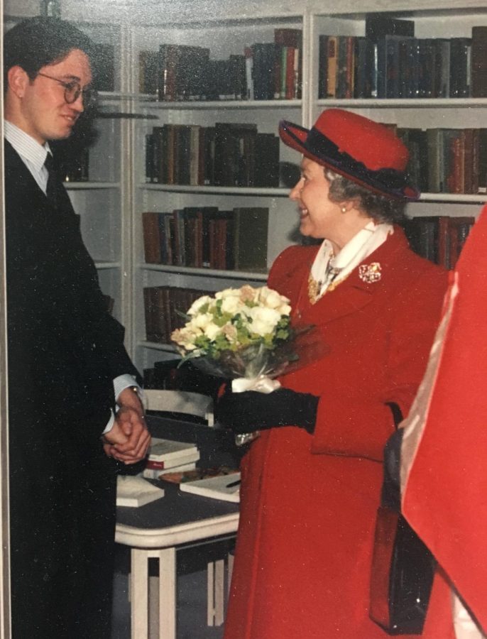 Dr. David Moseley had the opportunity to meet Queen Elizabeth II when she opened a library at his college. When asked whether he liked the choir performing at that moment, he responded that “it’s a library, I think I’m going to tell them to shut up,” which received a laugh from the then-monarch.